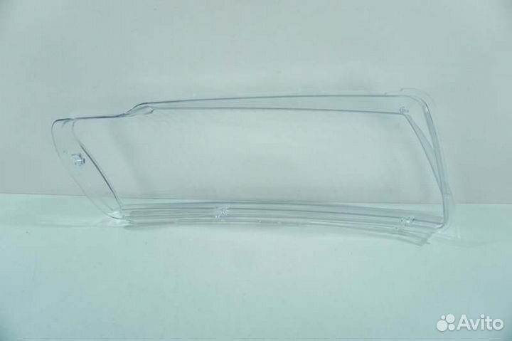 Стекло фары левое Audi A8 D3 2002-2010
