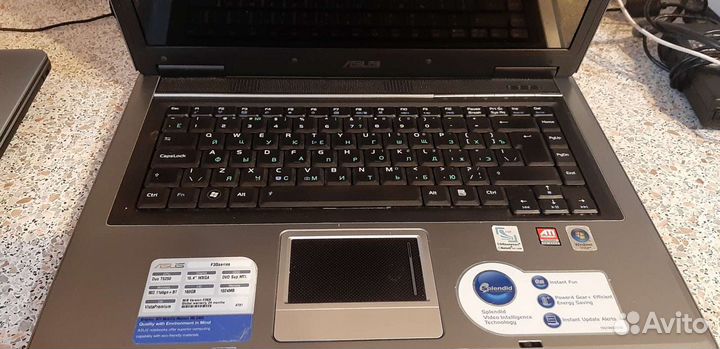 Ноутбук asus на запчасти
