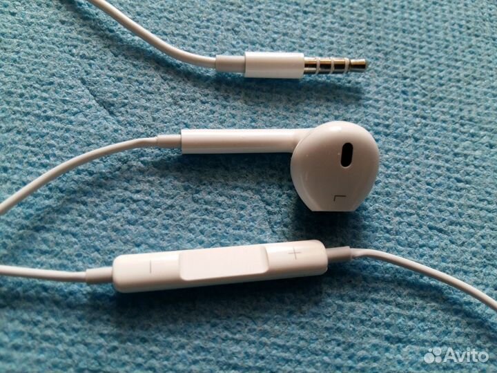 Наушники Apple EarPods (MD827ZM/B) Mini Jack 3.5мм