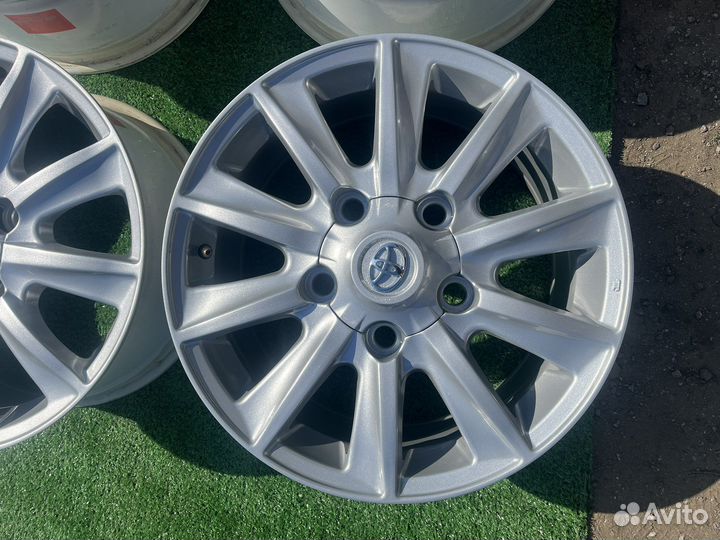 Литые диски R17 5x150 Toyota
