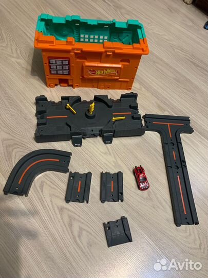 Hot wheels центральная станция