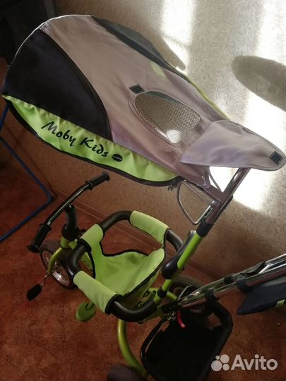 Трехколесный велосипед с родительской ручкой