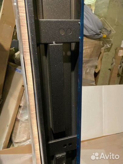 Дверь входная железная