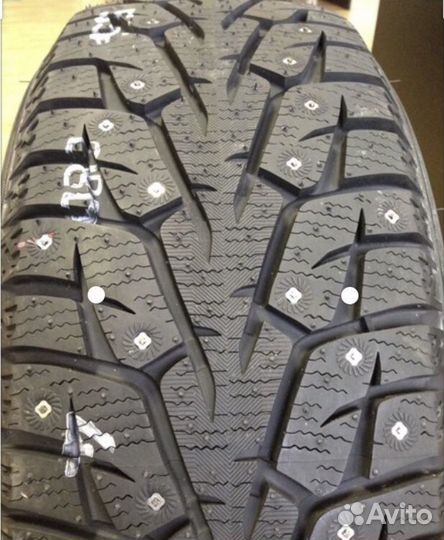 Yokohama Ice Guard Stud IG55 215/70 R16 100T