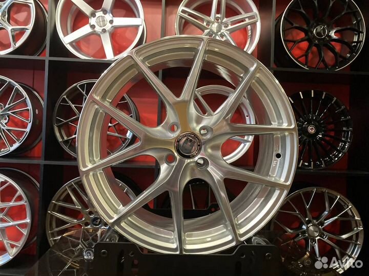 Диски R17 7,5J 4x100 Et42 HRE P01 серебро