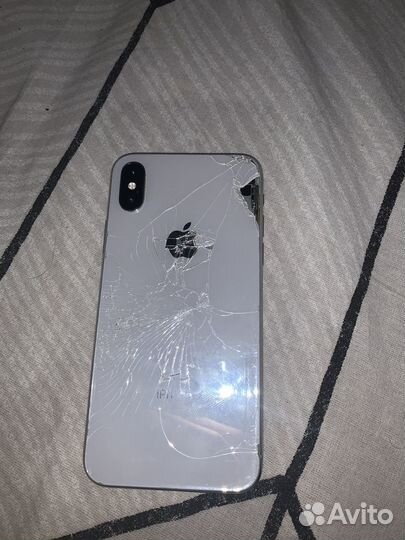 iPhone X, 64 ГБ