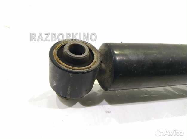 Амортизатор задний правый