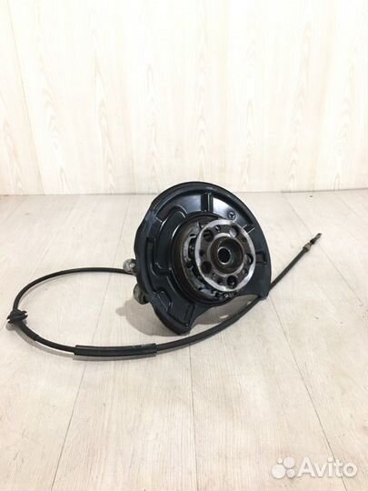 Кулак задний правый Mercedes Benz E300 W211