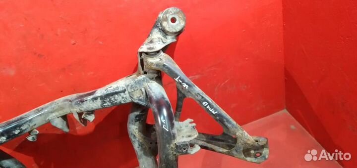 Туарег подрамник задний балка с рычагами
