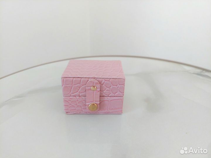 Шкатулка саквояж для украшений розовая