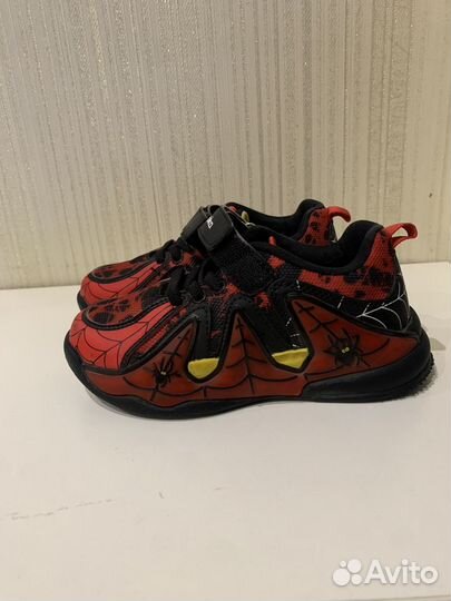 Кроссовки для мальчика