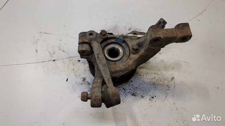 Ступица (кулак, цапфа) правая передняя Opel Vectra B