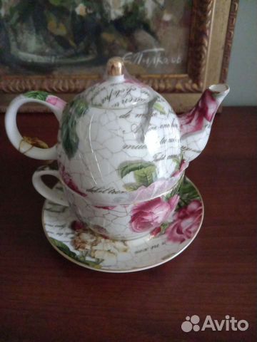 Посуда столовая и кухонные принадлежности