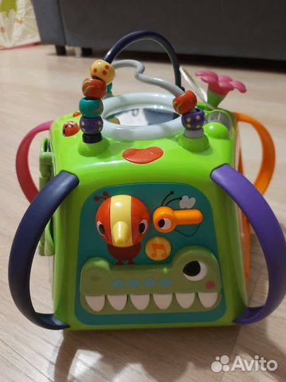 Развивающие игрушки для малышей