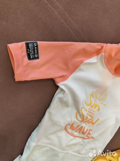 Костюм для плавания и шортики для бассейна