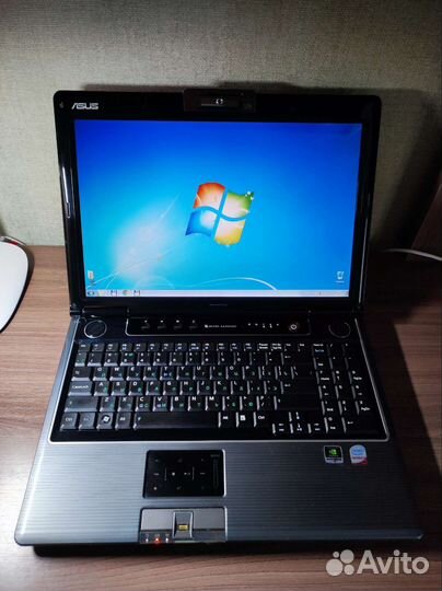 Ноутбук asus M50Vm