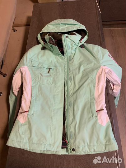 Горнолыжный женский костюм размер S