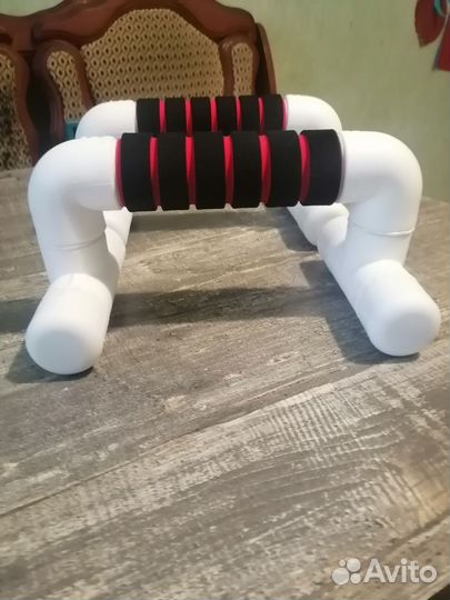 Паралетсы для отжиманий