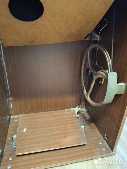 Швейная машина Подольск 142 ножная