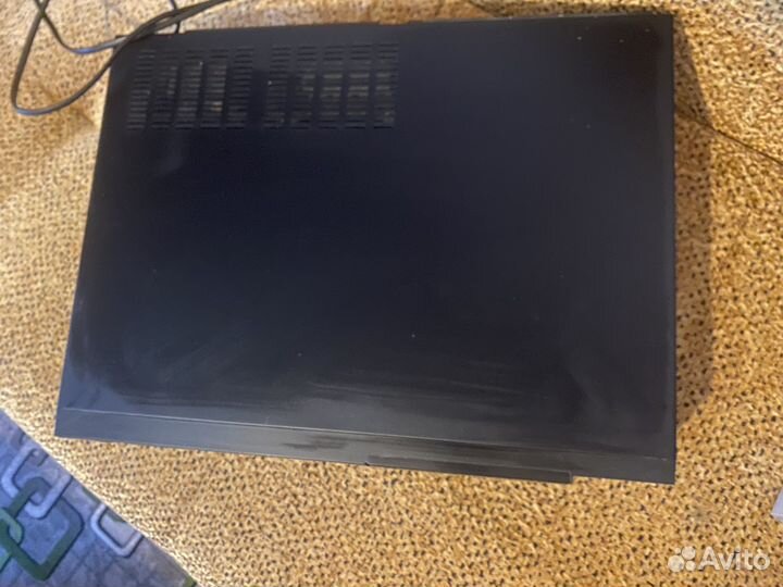 Кассетный магнитофон HQ