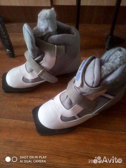 Беговые лыжи