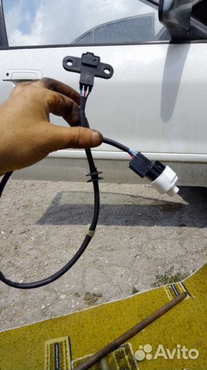 Датчик коленвала mitsubishi galant 8