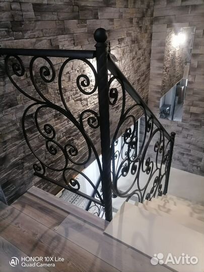 Перила, перила для лестниц