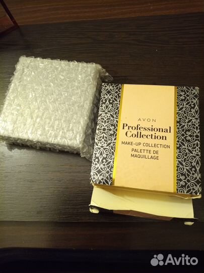 Косметический набор Avon