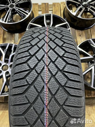 Continental ContiVikingContact 7 215/65 R16 102T