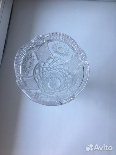 Хрустальная ваза