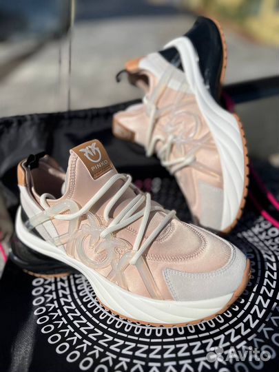 Кроссовки женские pinko