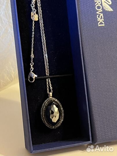 Swarovski колье