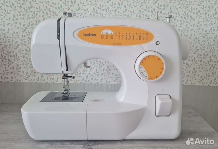 Швейная машина Brother XL-2240