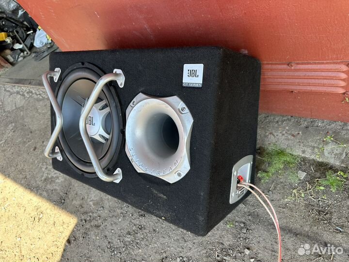 Сабвуфер jbl gt5-1204br