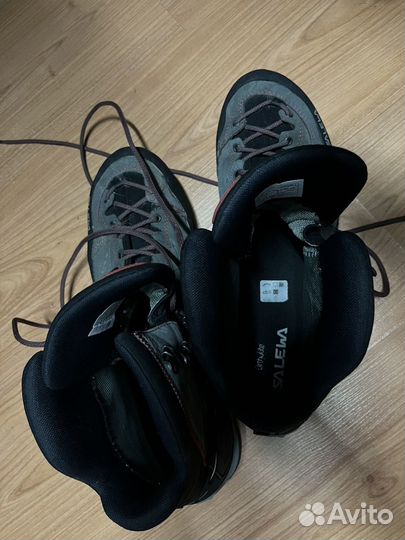 Горный трекинговые ботинки