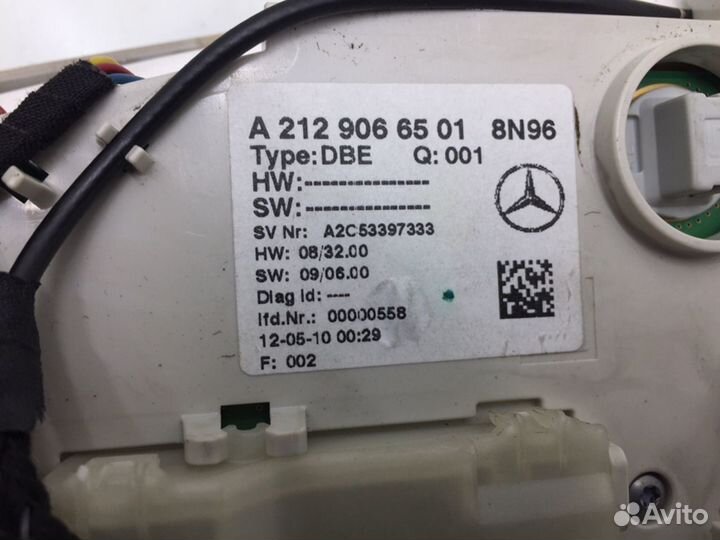 Фонарь салона (плафон) Mercedes E W212 2.2 CDI