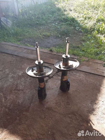 Стоики Рено Меган 3