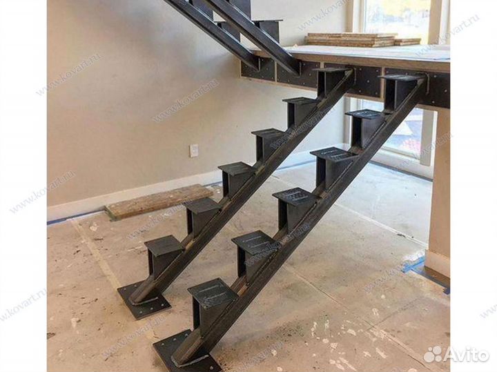 Каркас лестниц из металла. Art: H362