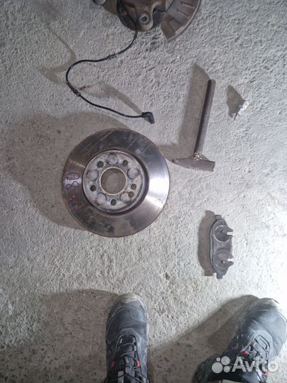 Диск тормозной на мерседес виано 639