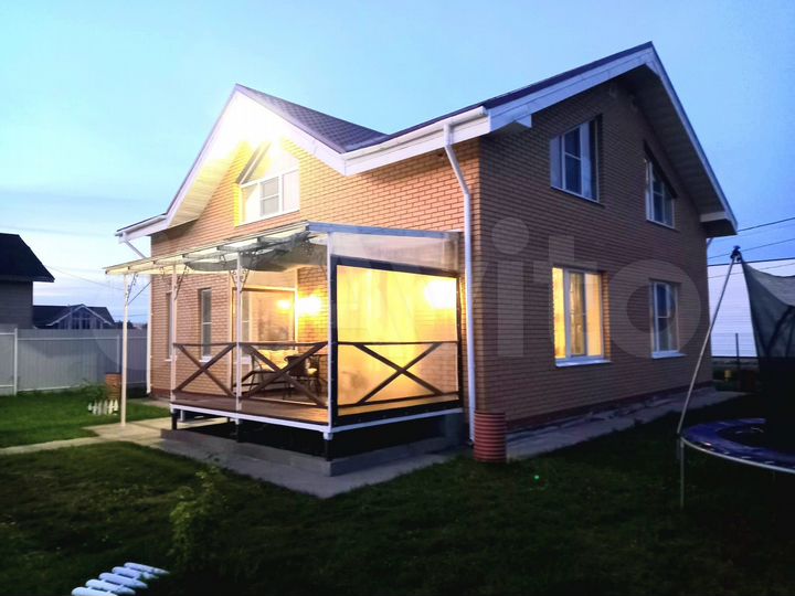 Дом 173 м² на участке 8 сот.