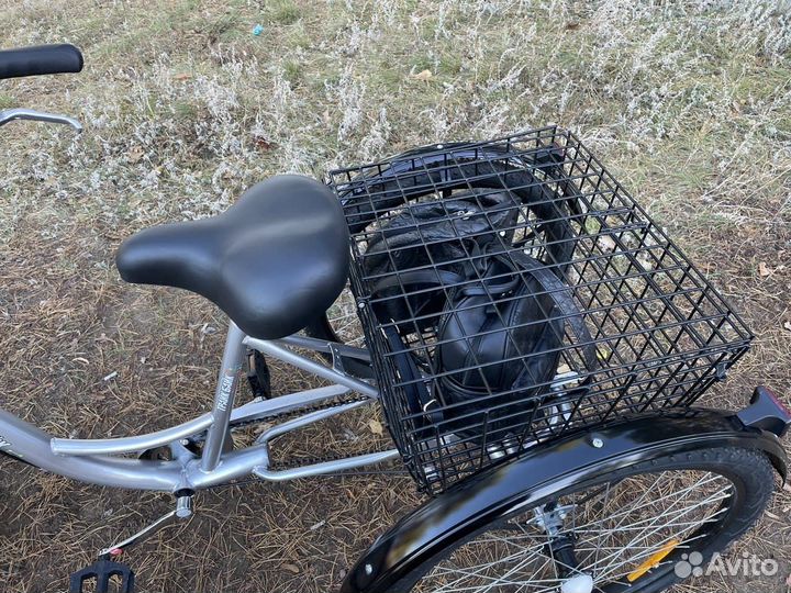 Устойчивый трехколесный велосипед для пожилых