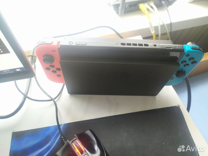 Nintendo switch rev 1 полный комплект + игра