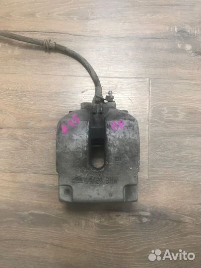 Суппорт тормозной Bmw X5 50Ix F15 N63N 4.4 2013