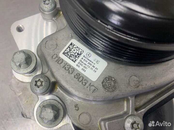 Помпа Mercedes V-Class W447 OM651 2.2 CDI 2019