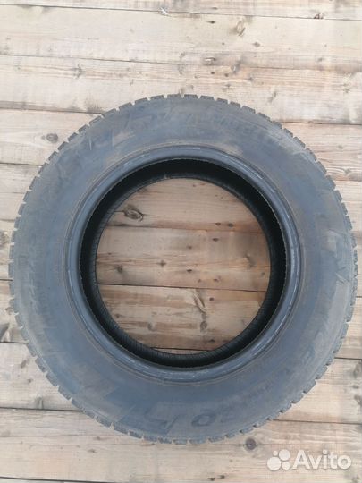 Pirelli Ice Zero 225/65 R17