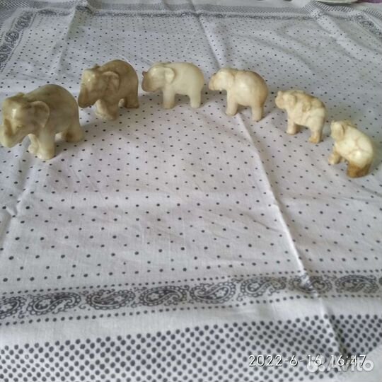 Слоники мраморные