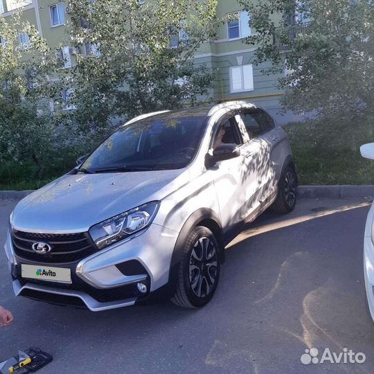 LADA XRAY Cross 1.6 CVT, 2022, 15 000 км