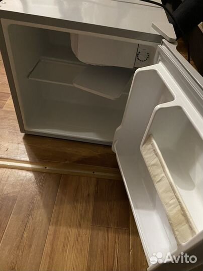 Холодильник бу маленький
