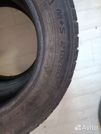 Goodyear Vector 5 Plus 215/60 R16