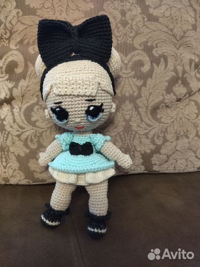 Вязаная кукла ручной работы Лол